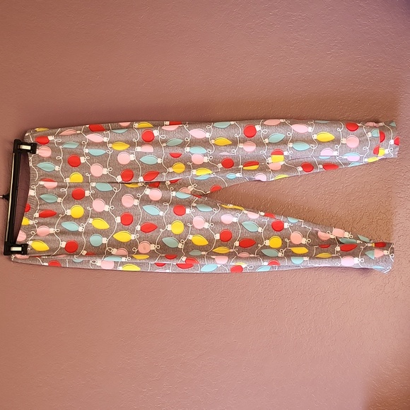 Secret Treasures Christmas PJs Set for Women - Picture 4 of 16